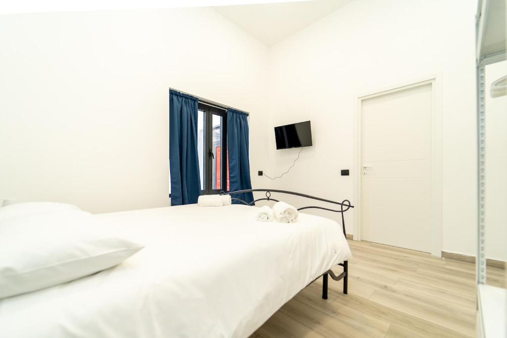 Cozy apartment with WiFi and AC & Parking - 1