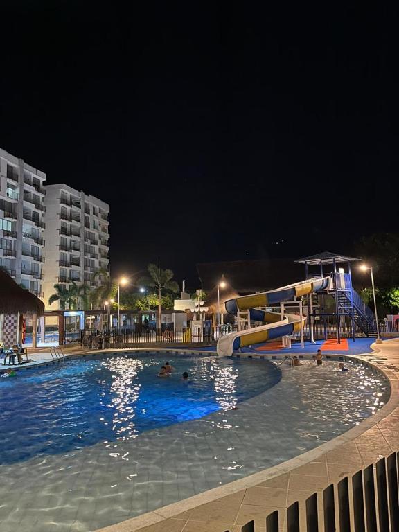 Extraordinario Apartamento para Vacaciones en Ricaurte Cund - 1