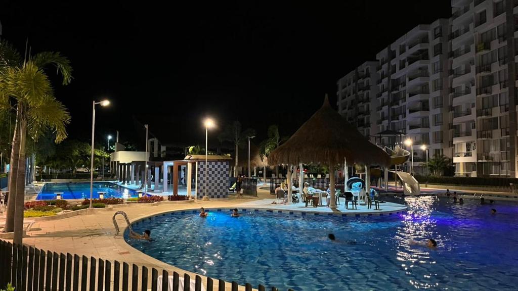 Extraordinario Apartamento para Vacaciones en Ricaurte Cund - 2