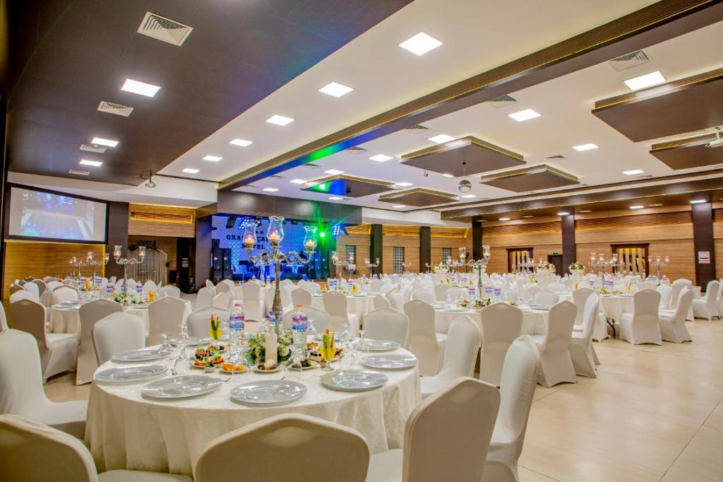 Grand Cali Hotel レストラン