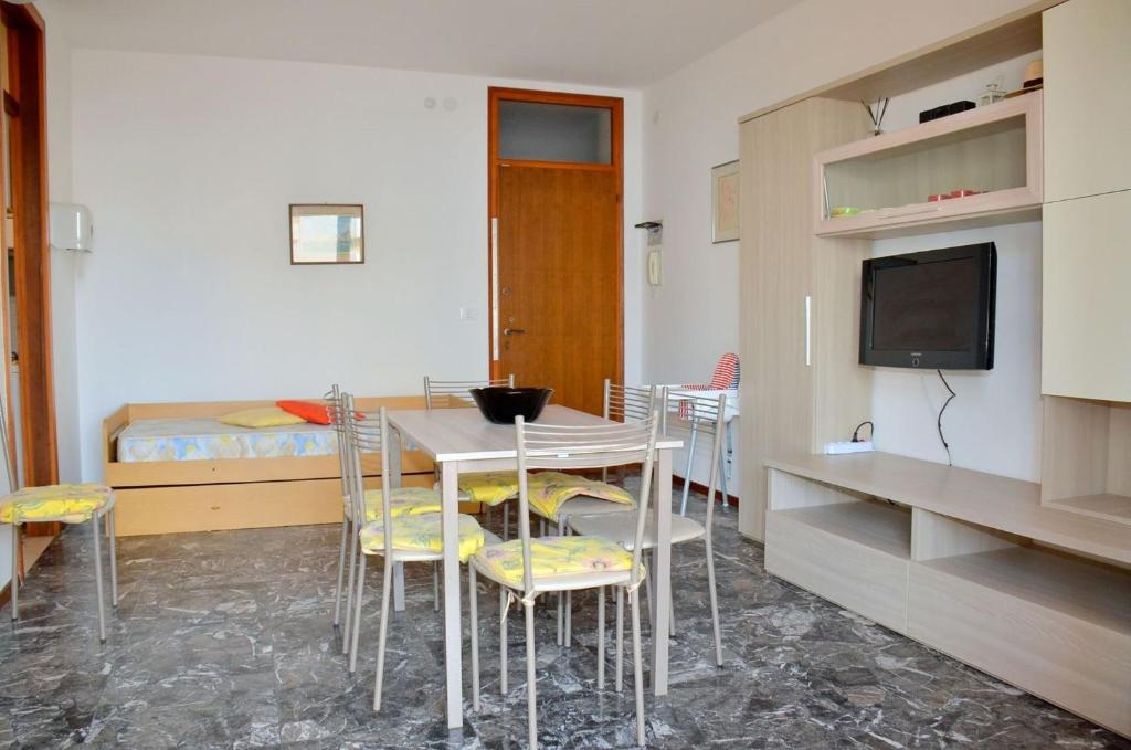 For your getaway near the beach-Beahost Rentals - 3