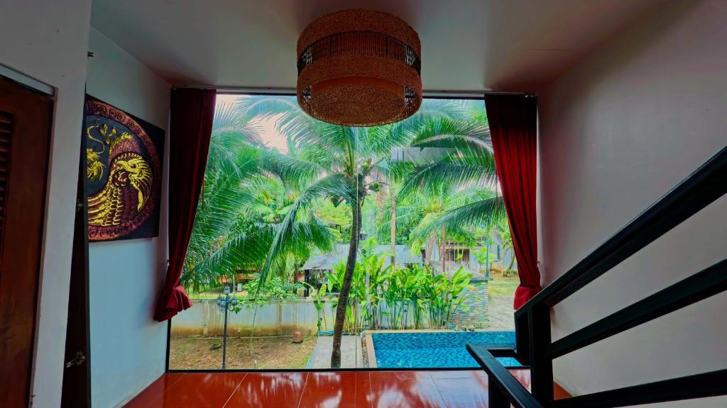 Baan Phu Chalong Place