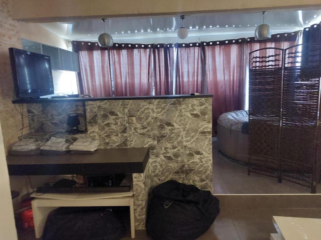 AJACCIO GRAND STUDIO CLIMATISÉ LOFT SPA VUE MER ET MONTAGNE 5 p - 1