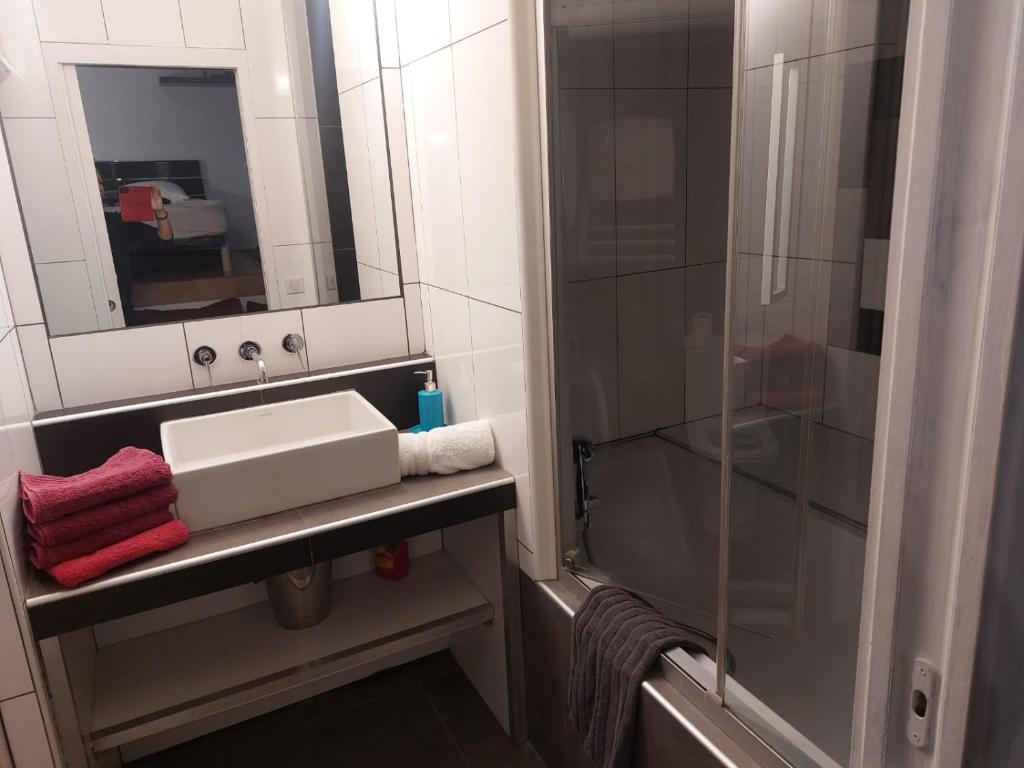 AJACCIO GRAND STUDIO CLIMATISÉ LOFT SPA VUE MER ET MONTAGNE 5 p - 5