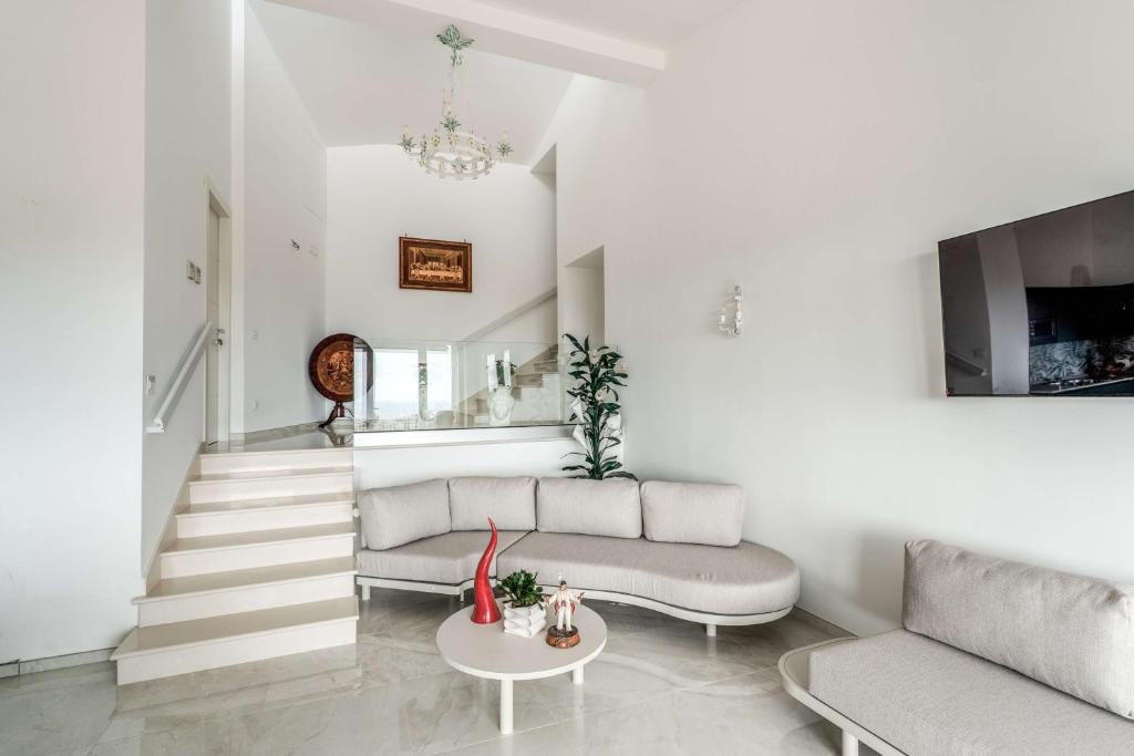 Modern Sorrento Coast Villa with Private Pool & Terrace - 5