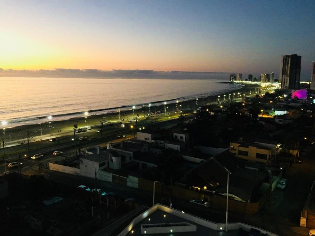 Arriendo Iquique frente a Playa Brava - 2