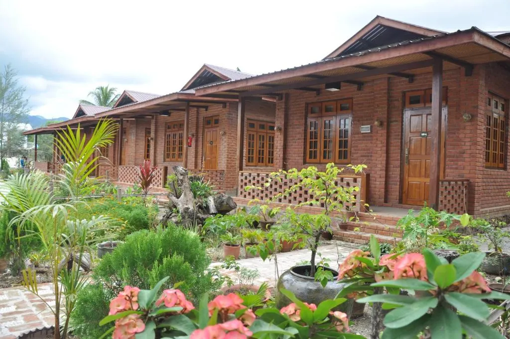 Trinity Family Inn, hotel in Nyaung Shwe