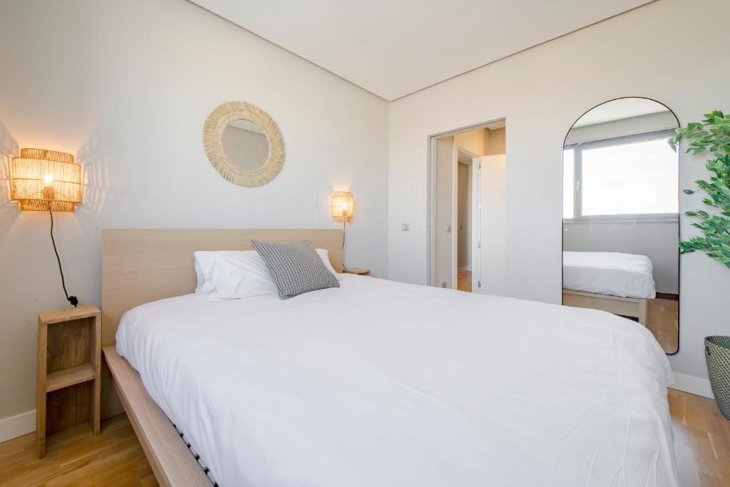 Sky Living para 4 con Parking en Sanchinarro - 5