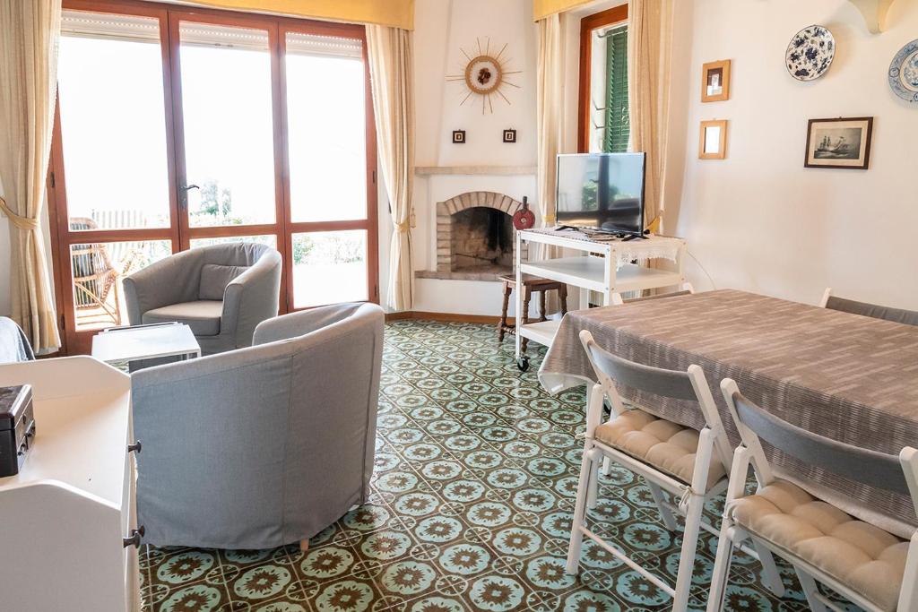 N272 - Numana, meravigliosa villa con giardino e vista mare - 3