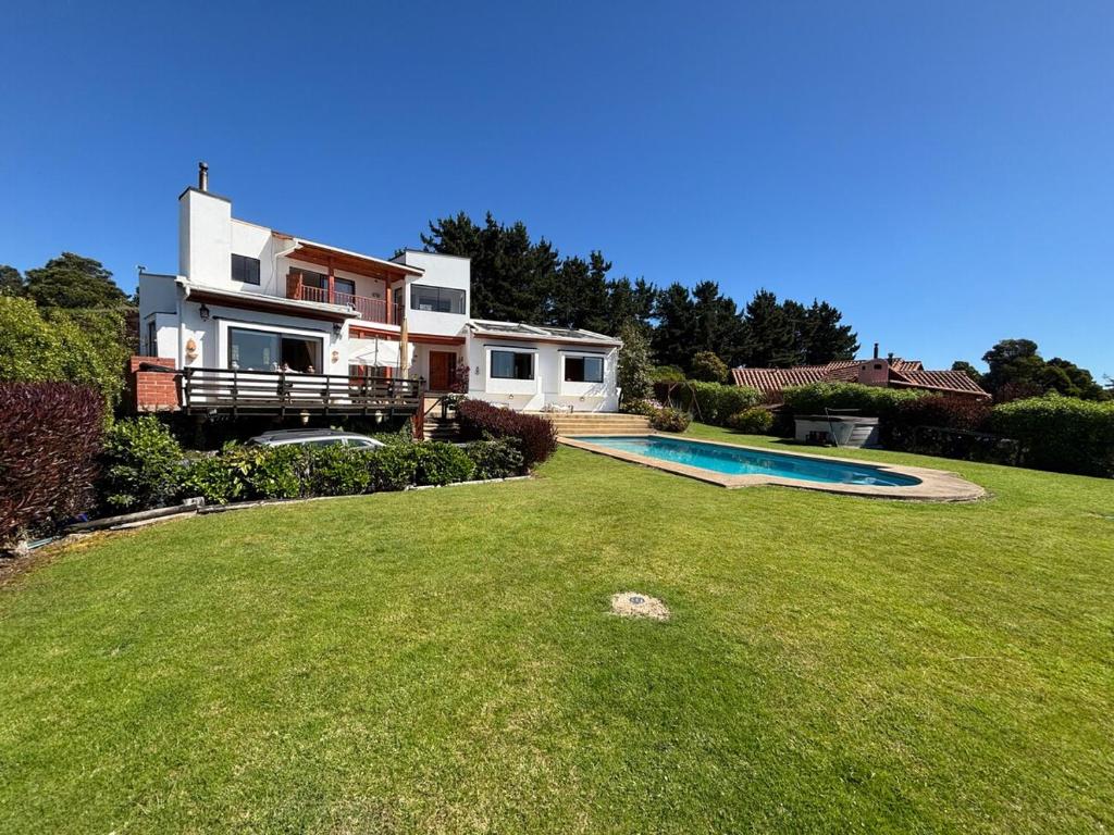 Ocean View Beach House in Maitencillo - 3