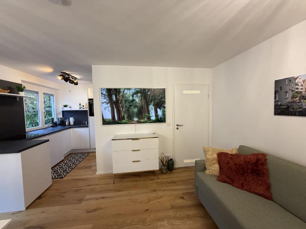 GoldenKey-Suites - Spacious Luxury Apartment in the Heart of Augsburg Old Town - Premium Open-Plan Kitchen - 2