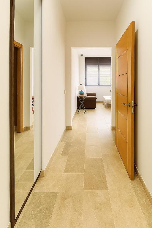 Apartamento con parking cerca de Puerto Marina - 2