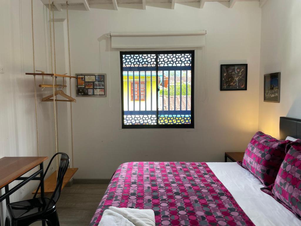 CASA AZUL Jardín - 1