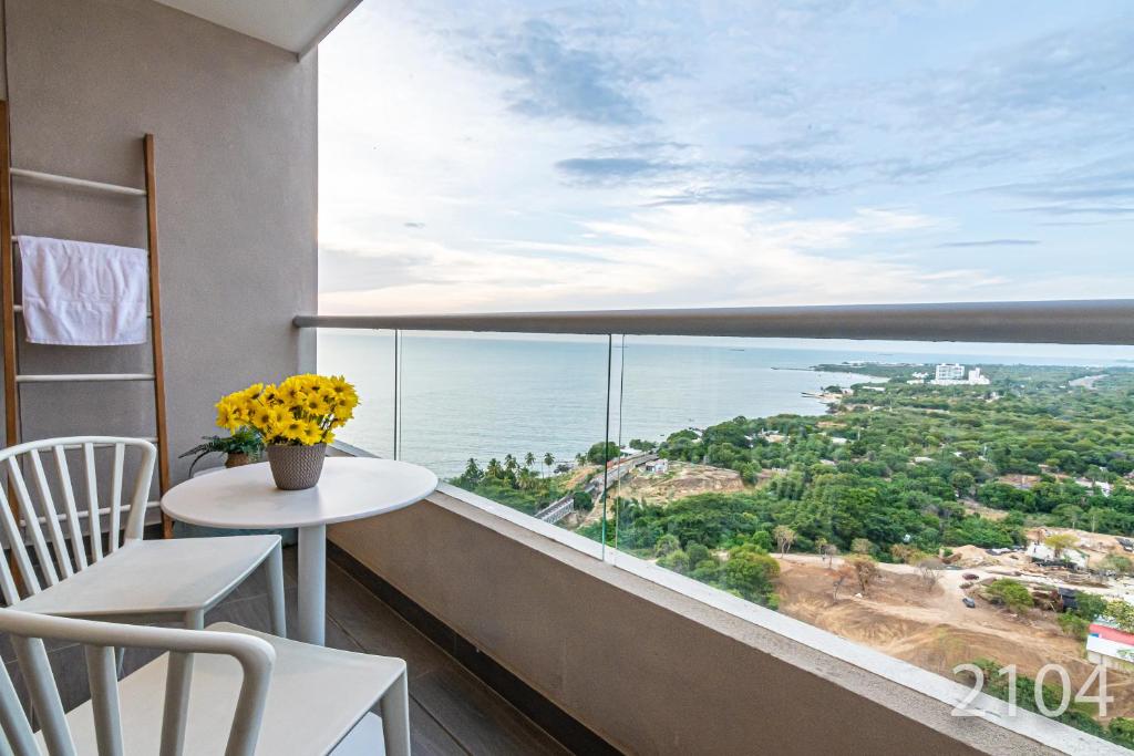 Santa Marina Apartments and Beach Club by Xarm Apartments - 1