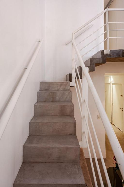 Elegant San Telmo Duplex Design, Space & Silence - 2