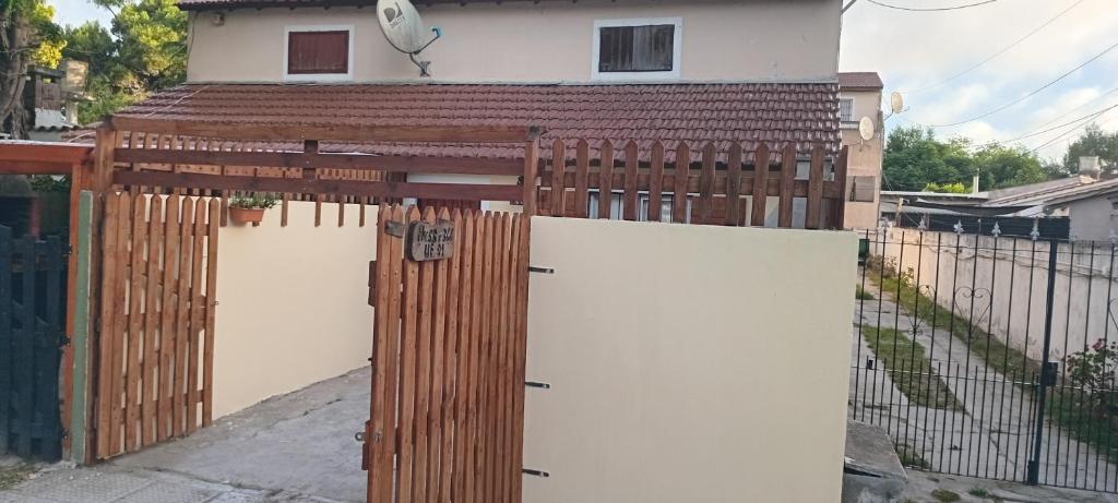 Mar Del Tuyu - Duplex a 3 cuadras de la playa en Avenida 58 - 2