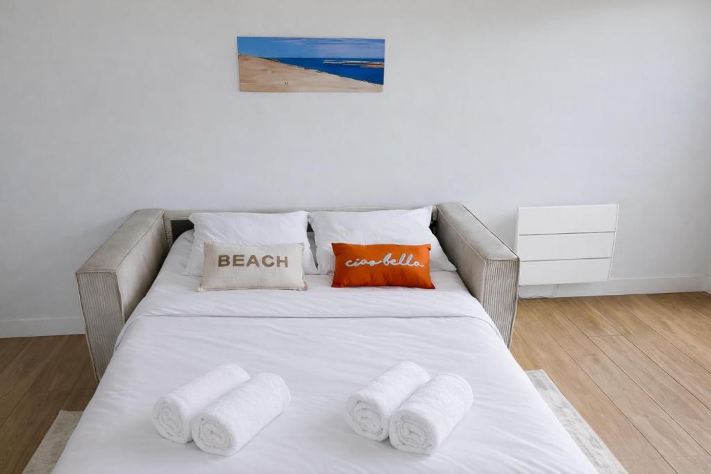 Vaste studio 3 personnes avec balcon et parking - 3