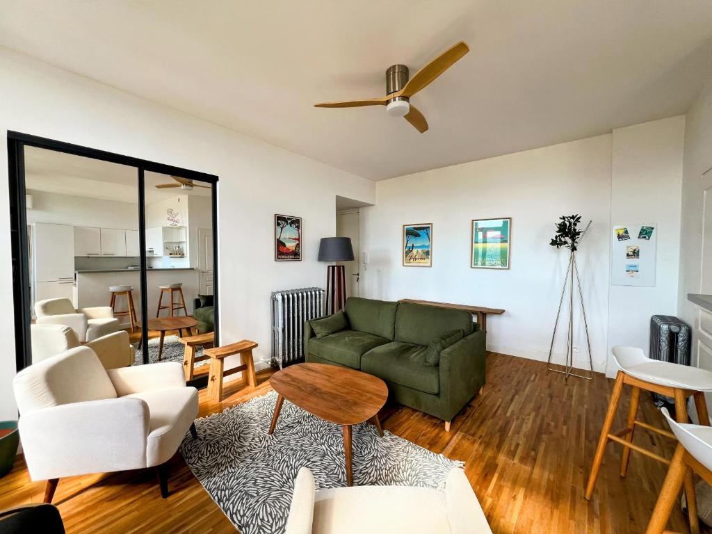 LE CASTEL Superbe appartement climatisé pour 4 personnes au centre ville de Hyères - 5
