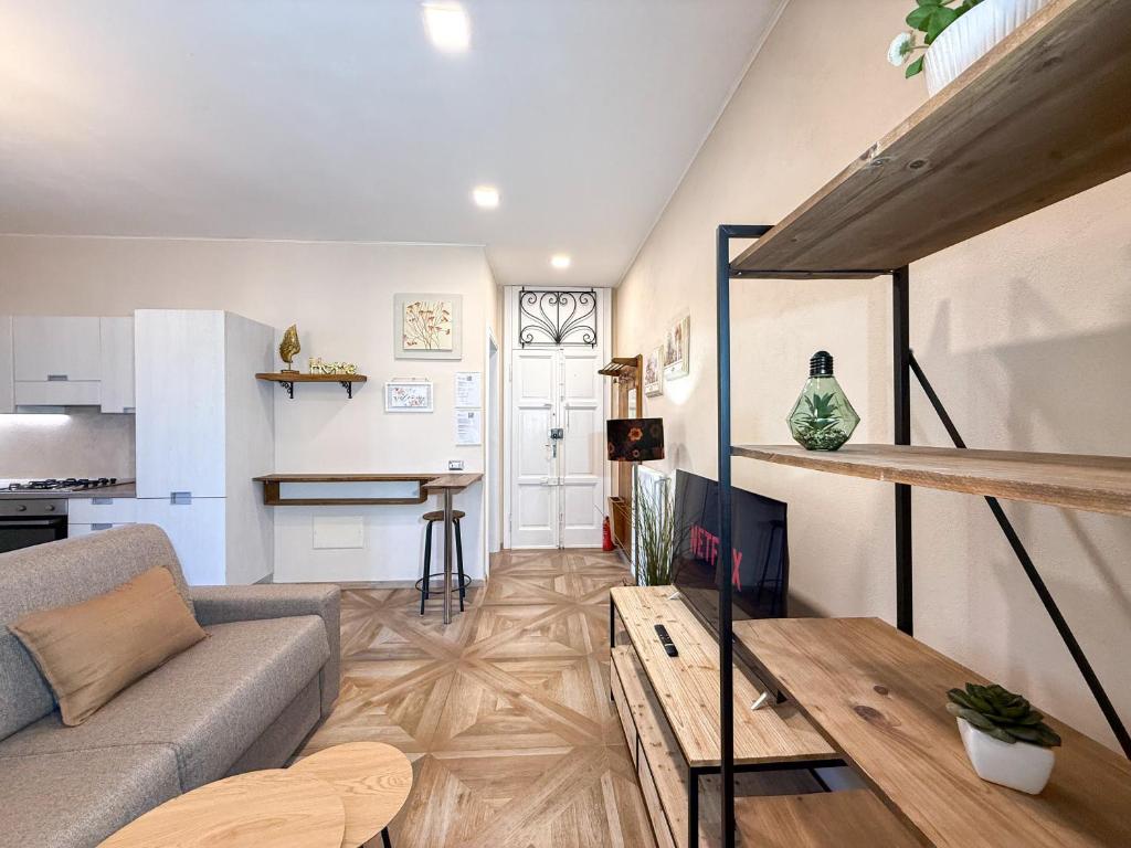 Parking Available - Elegant Two-Bedroom Apartment with Balcony - 3