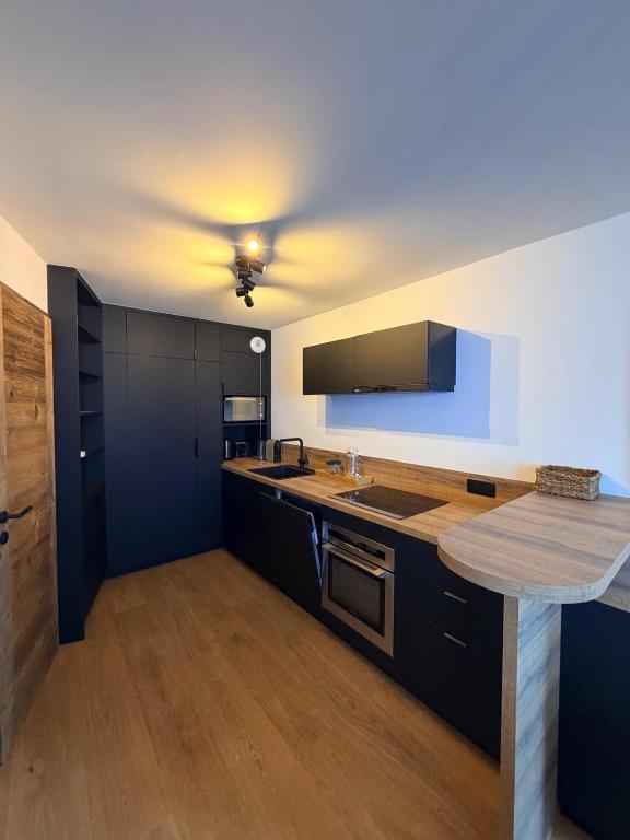 Appartement neuf et cosy les Tommeuses vue splendide, sur piste, Tignes Val Claret - 4