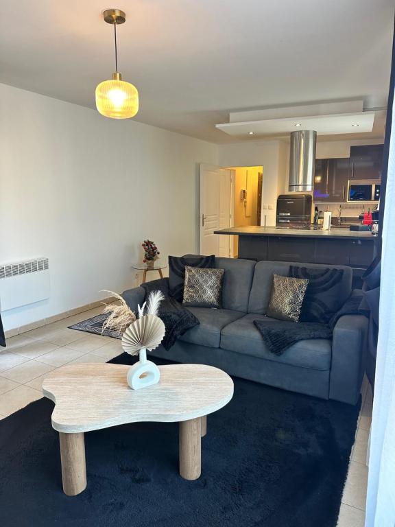 Superbe appartement tout équipé avec parking. - 5