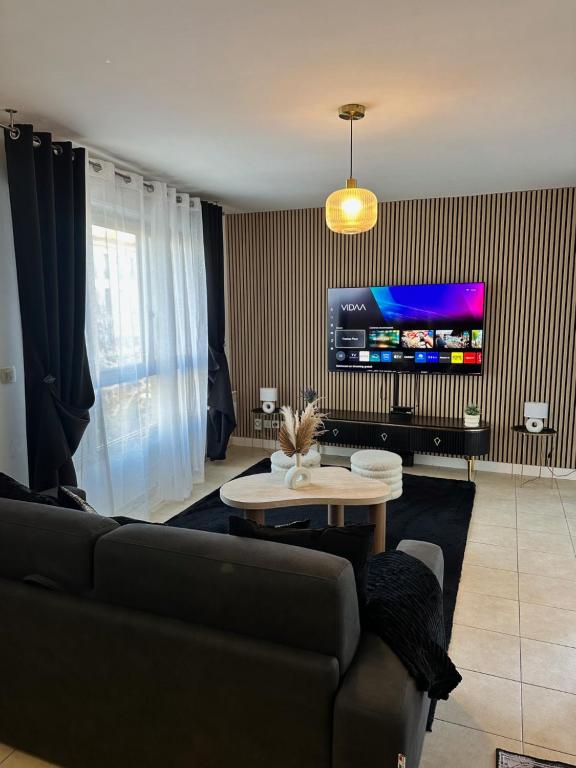 Superbe appartement tout équipé avec parking. - 1