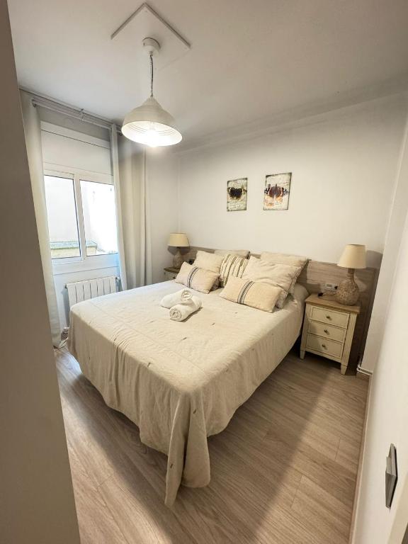 APARTAMENTO PRIMERA LINEA MAR CAMBRILS cerca PUERTO - 3