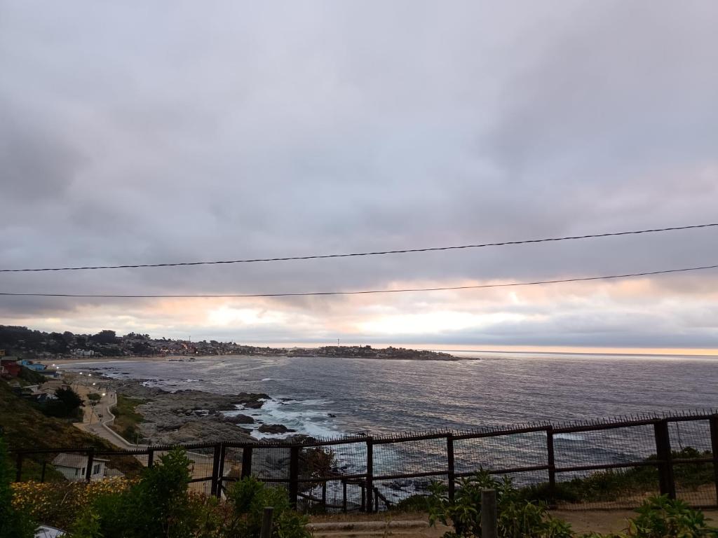 Casa completa frente al mar y cerca Algarrobo - 2