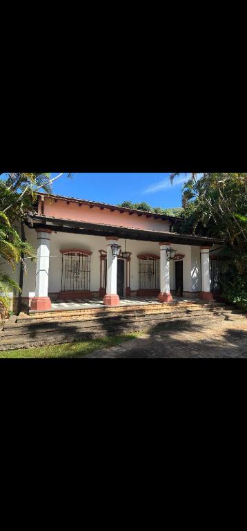 Oasis Colonial - 1