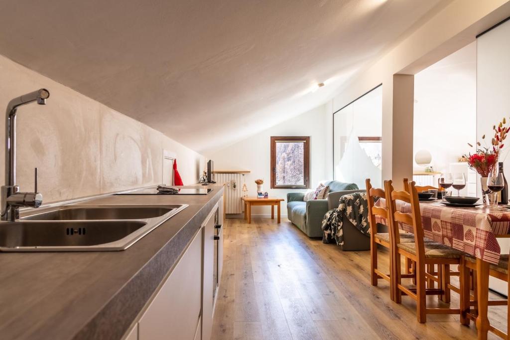 MCX Vacation Rental - La Mansardina Di Crepìn in Valtournenche with modern comforts just 3 minutes from the cable cars! - 2