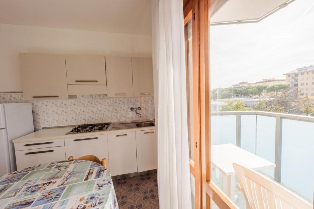 Cozy flat next to the sea in Bibione-Beahost - 4