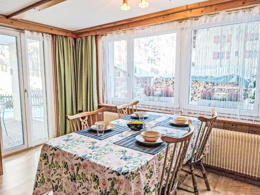 Apartment Chalet im Gässli by Interhome - 4