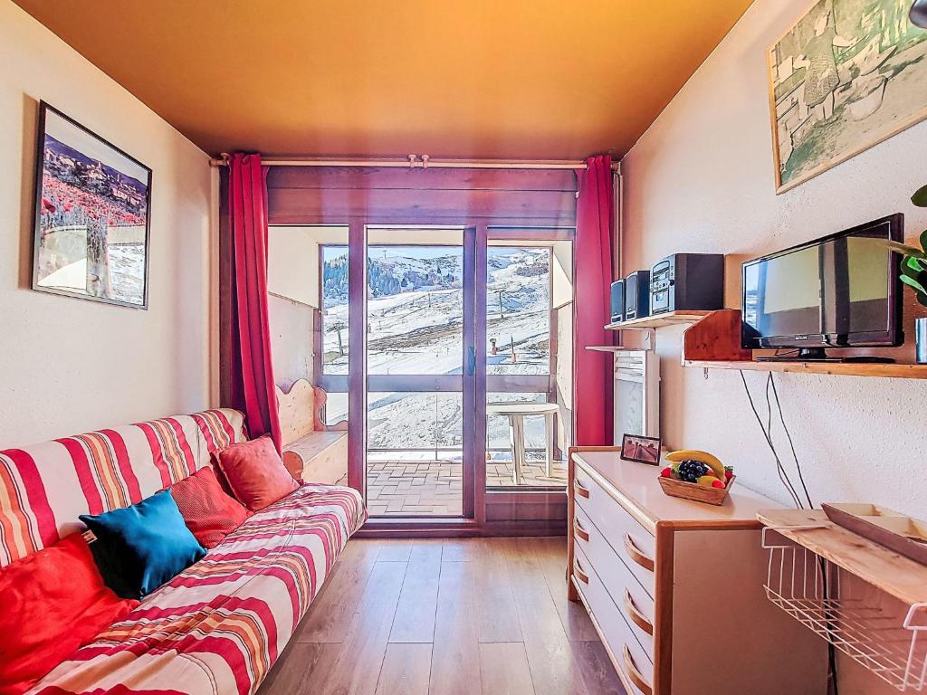 Studio Cosmos-7 by Interhome - 3