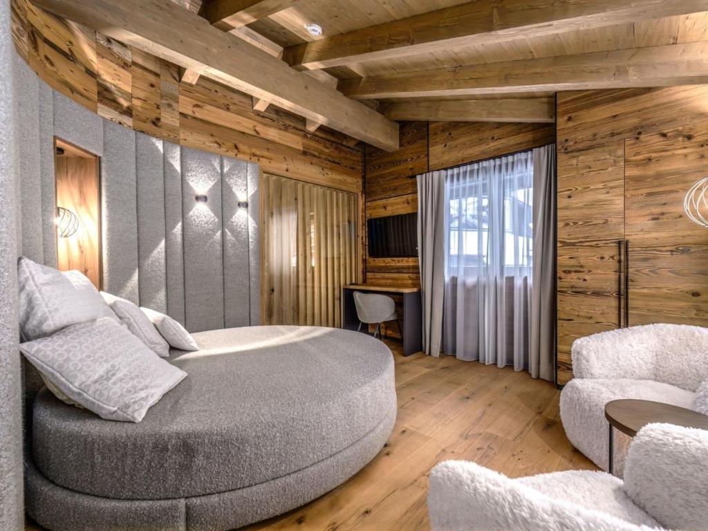 Holiday Home Chalet White Diamond by Interhome - 3