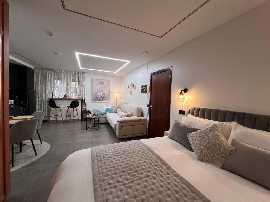 Loft Dalia Las Canteras Beach, free parking&wifi - 2