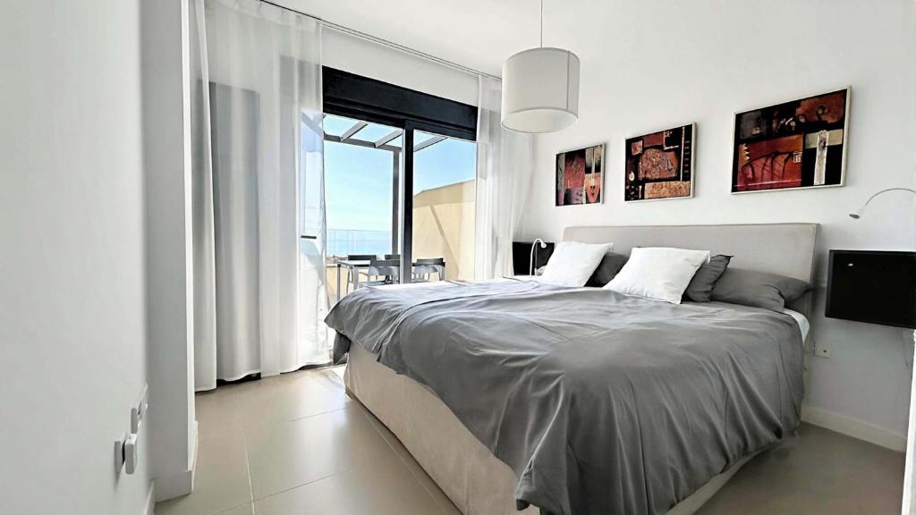 Marinsa Malin's Penthouse - 2