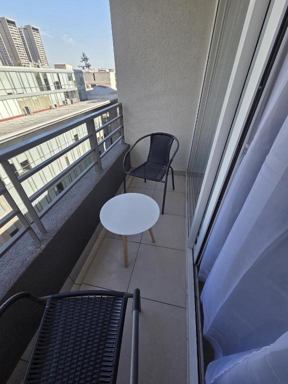 Hermoso departamento en el corazón de Santiago con estacionamiento - 3