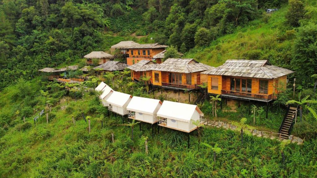 Chiba Ecolodge 외관