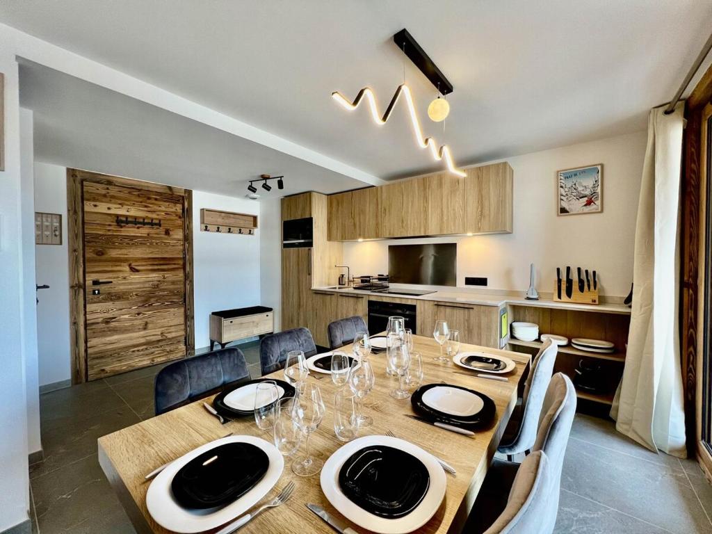PRAZ DE LYS | OXALIS 101 · Centre station - A 100m des pistes | Appt neuf 1 chambre + Cabine - Idéal 6 personnes - Maximum 8 personnes - 4