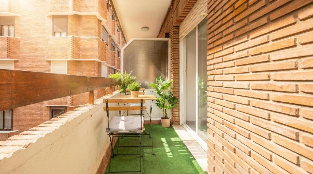 Wonderful apt with terrace - 15m walk Giralda - 2