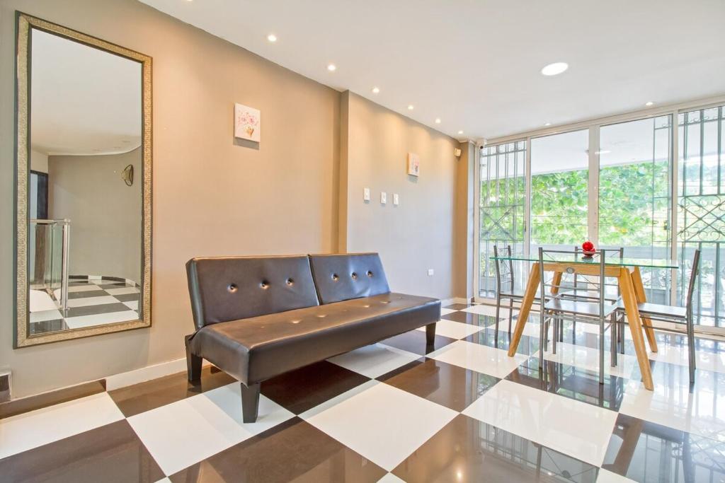 Beautiful House 3 minutes from Historic Downtown - 2