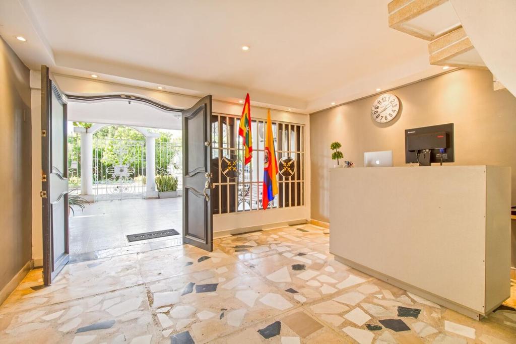 Beautiful House 3 minutes from Historic Downtown - 5