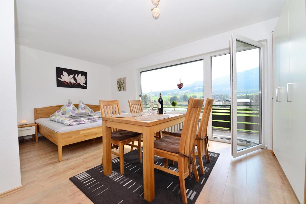 Apartment Herzstück - mit Hallenbad und Sauna - 2