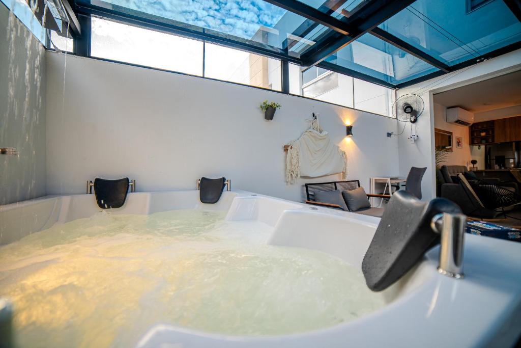 Espectacular Casa de Ensueño "Jacuzzi Privado" en Ricaurte - Peñalisa - 5