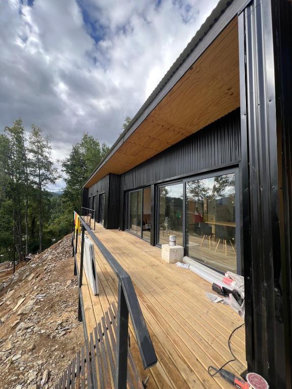 Increíble casa con vista al lago - 3