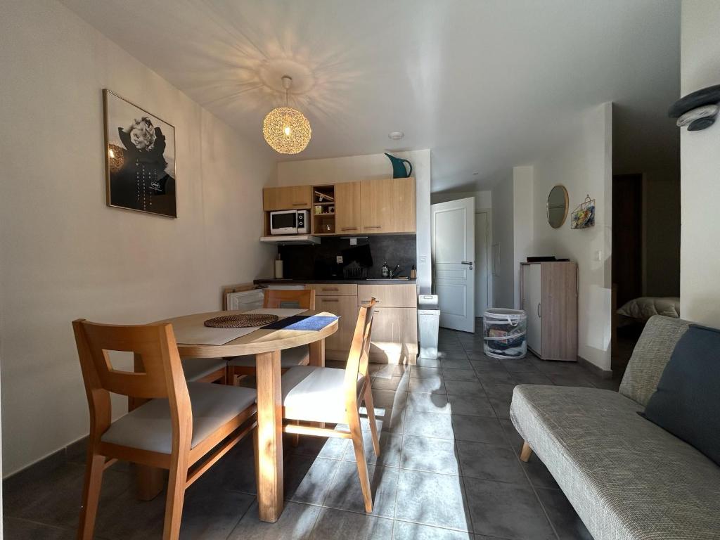 Appartement 2 pièces entre mer et esterel - 3