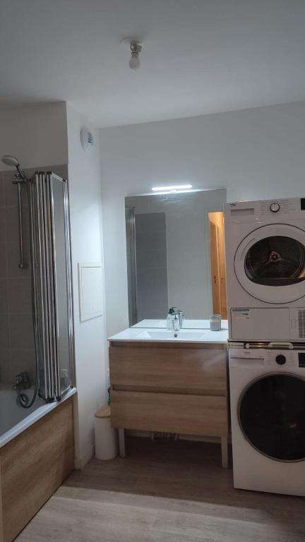 T3 lumineux avec balcon, proche des transports - 2