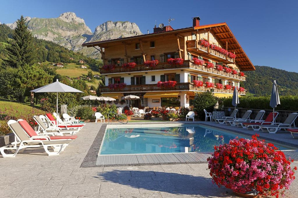 Le Chamois d'Or, Cordon