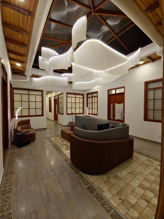 Hotel Plaza San Sebastian - 5