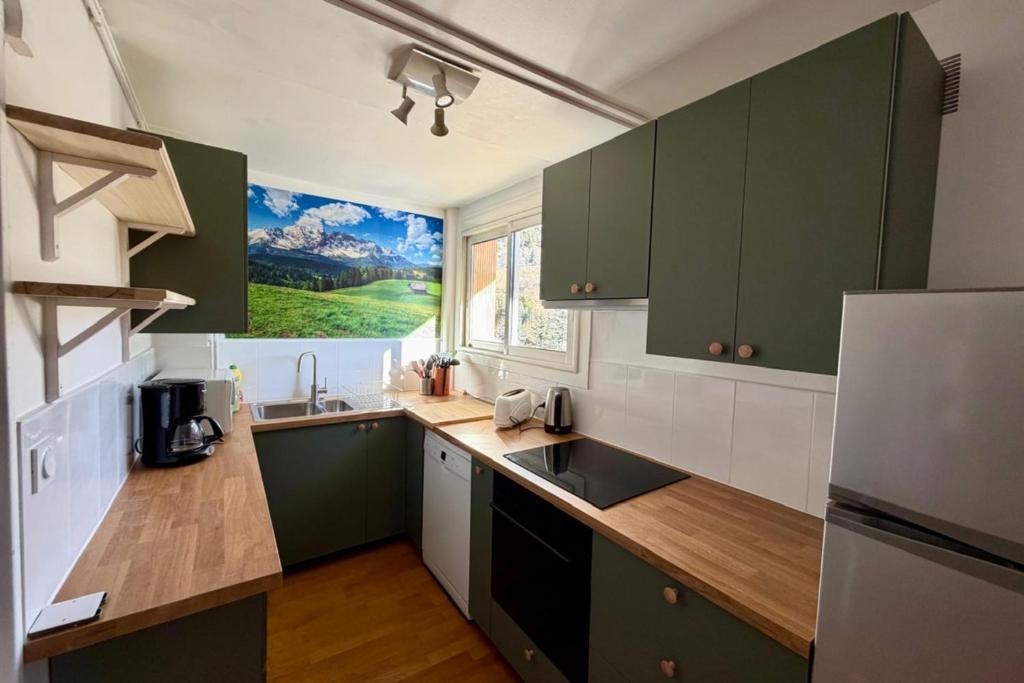 75m With Balcony Near The Slopes! - 2
